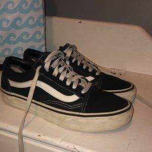 Vans Old Skool Core Classics Black // M 6, W 7.5
